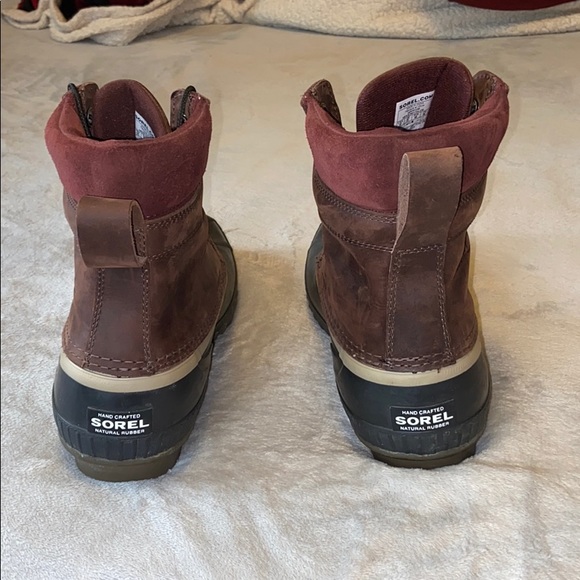 SOREL Snow Boots - Picture 3 of 3
